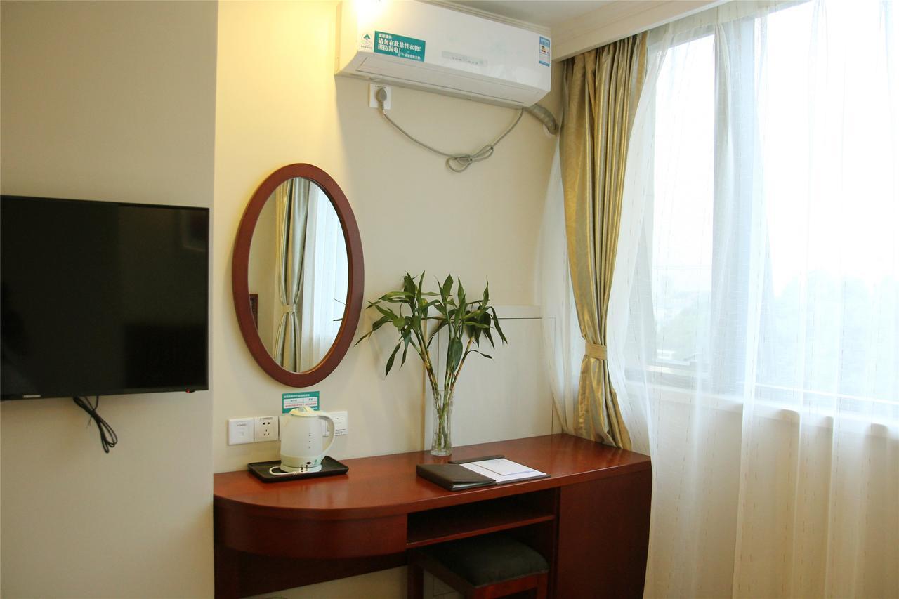 Greentree Inn Jiangsu Zhenjiang Jiangsu Science And Technology University Youth Square Express Hotel Γιανγκ Τζου Εξωτερικό φωτογραφία