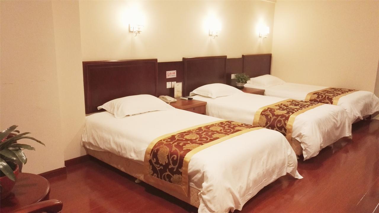 Greentree Inn Jiangsu Zhenjiang Jiangsu Science And Technology University Youth Square Express Hotel Γιανγκ Τζου Εξωτερικό φωτογραφία